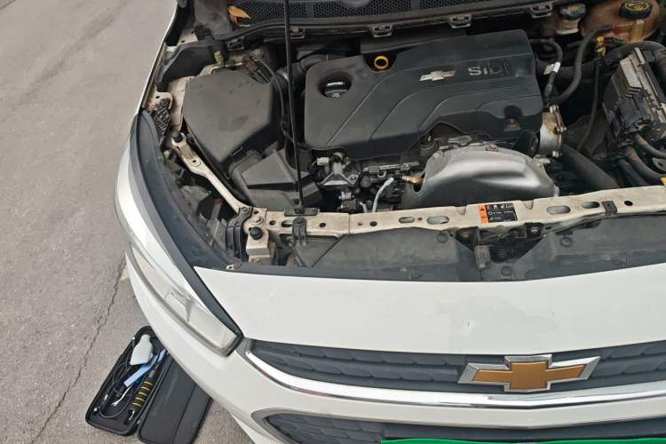 Used Chevrolet Cruze 2015 1.5L Automatic Luxury Edition Engine Bay Right