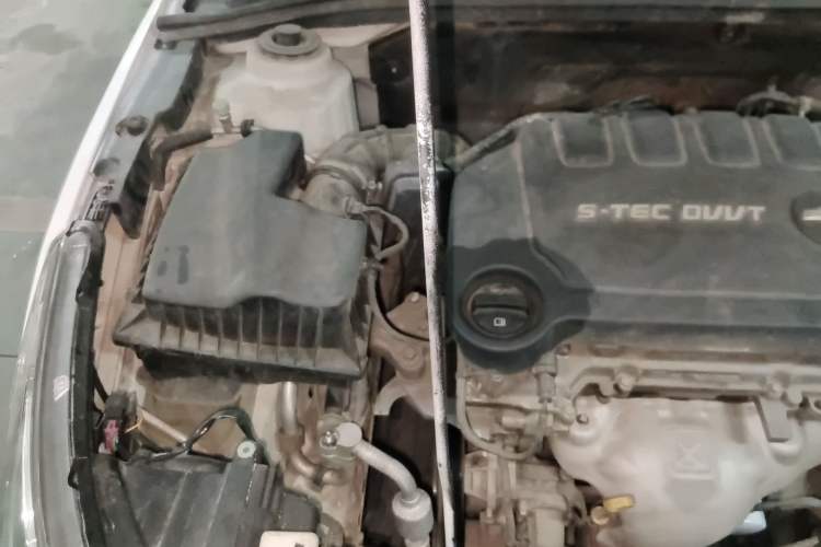 Used Chevrolet Cruze 2015 1.5L Classic SE AT Engine Bay Right