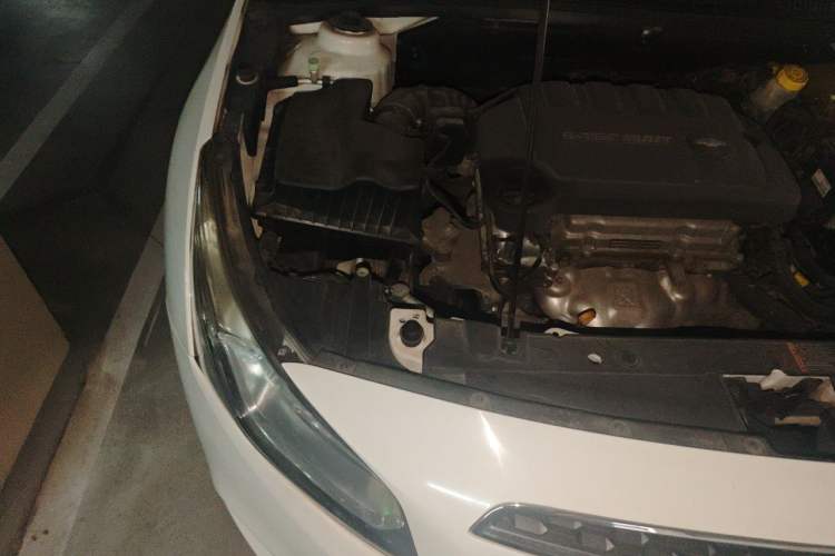Used Chevrolet Cruze 2015 1.5L Classic SE AT Engine Bay Right