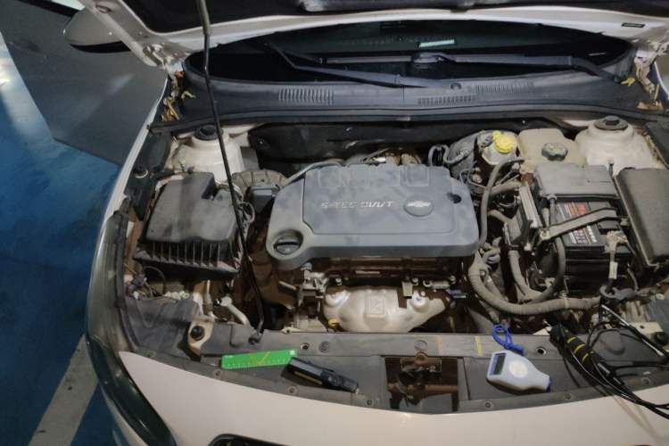 Used Chevrolet Cruze 2015 1.5L Classic SE MT Engine Bay Right