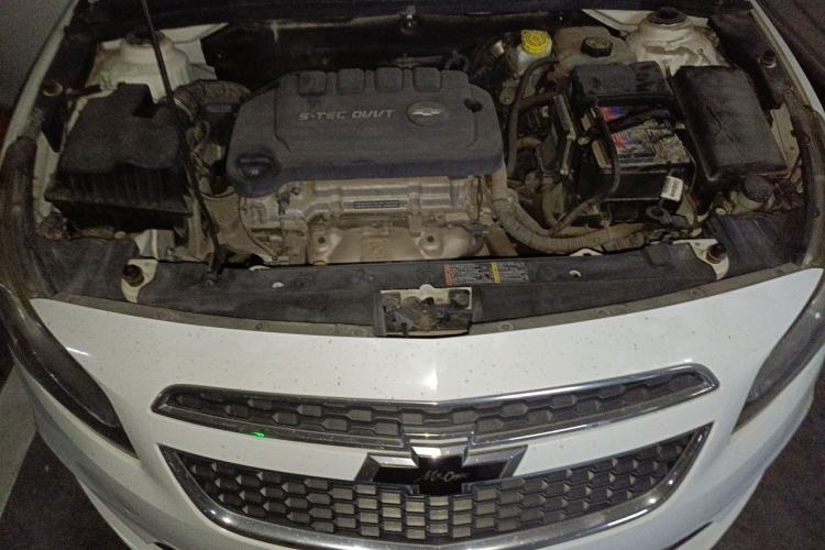 Used Chevrolet Cruze 2015 1.5L Classic SE MT Engine Bay