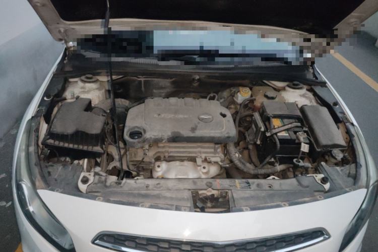 Used Chevrolet Cruze 2015 1.5L Classic SE MT Engine Bay