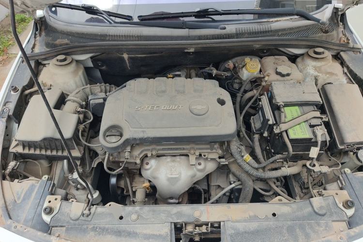 Used Chevrolet Cruze 2015 1.5L Classic SE AT Engine Bay