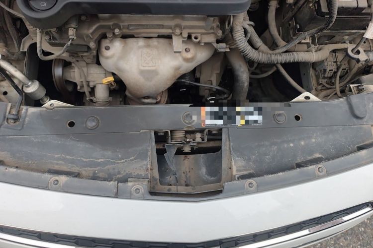 Used Chevrolet Cruze 2015 1.5L Classic SE MT Engine Bay