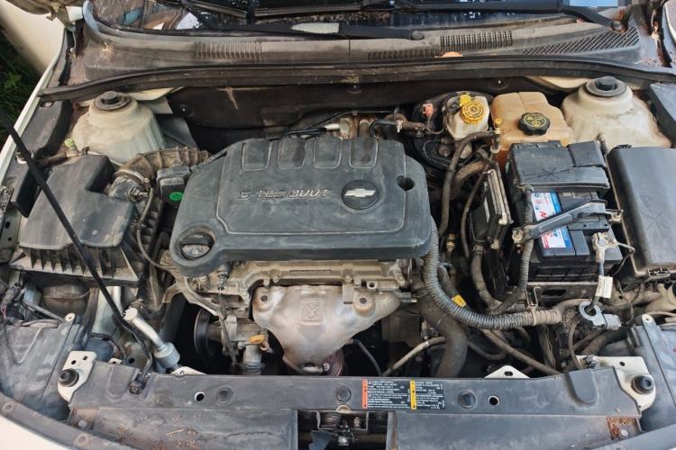 Used Chevrolet Cruze 2015 1.5L Classic SE AT Engine Bay