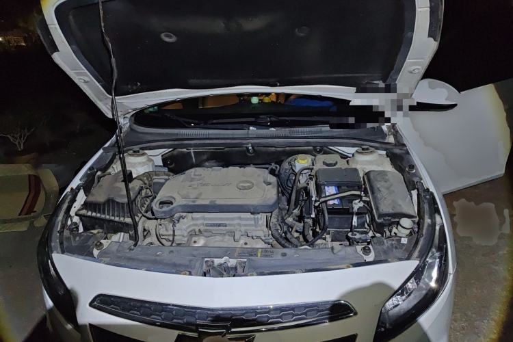 Used Chevrolet Cruze 2015 1.5L Classic SE MT Engine Bay