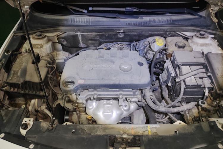 Used Chevrolet Cruze 2015 1.5L Classic SE MT Engine Bay