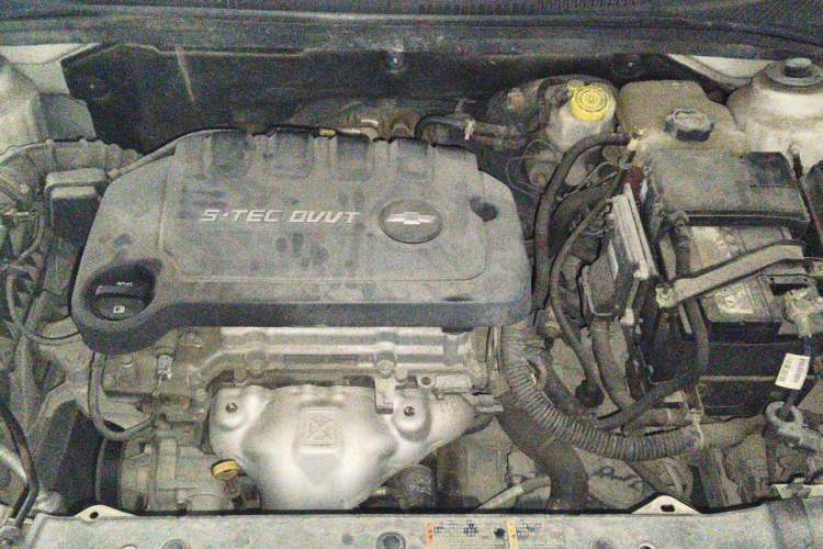 Used Chevrolet Cruze 2015 1.5L Classic SE AT Engine Bay