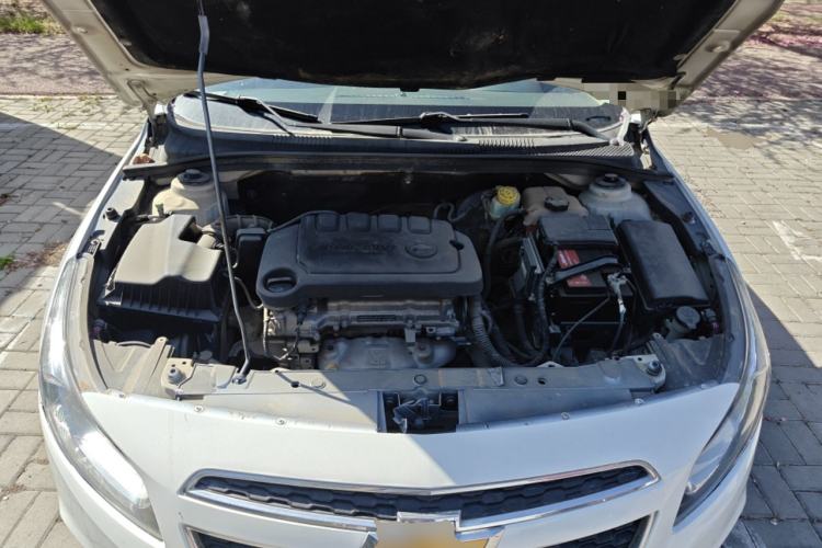 Used Chevrolet Cruze 2015 1.5L Classic SL MT Engine Bay