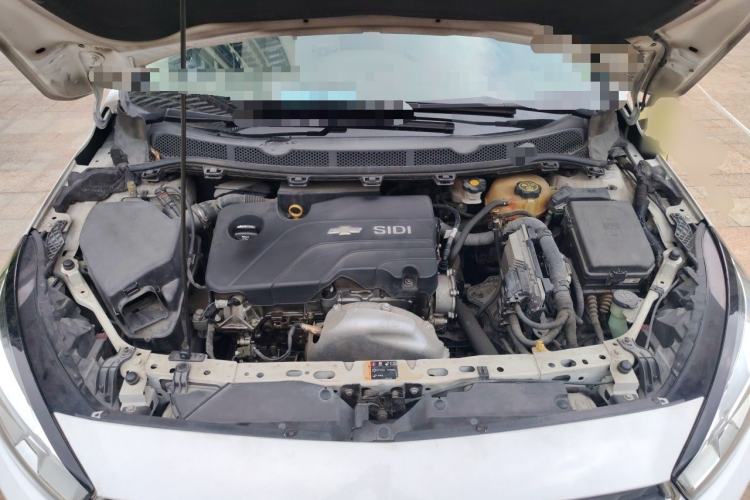 Used Chevrolet Cruze 2015 1.5L Automatic Fashion Navigation Edition Engine Bay