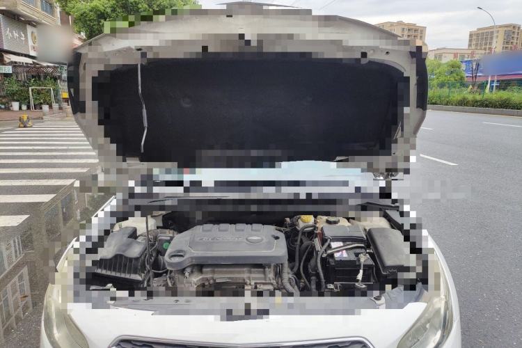 Used Chevrolet Cruze 2015 1.5L Classic SE AT Engine Bay
