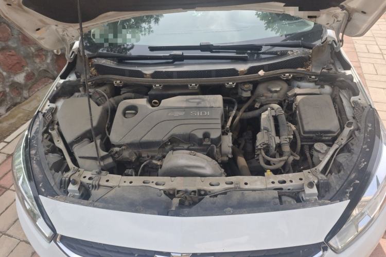 Used Chevrolet Cruze 2015 1.5L Manual Elite Edition Engine Bay