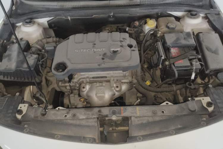 Used Chevrolet Cruze 2015 1.5L Classic SE AT Engine Bay