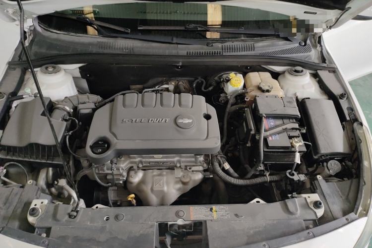 Used Chevrolet Cruze 2015 1.5L Classic SL MT Engine Bay