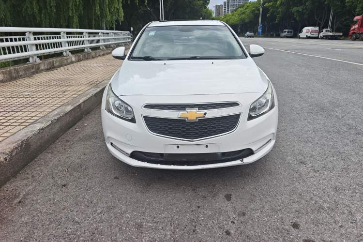 Used Chevrolet Cruze 2015 1.5L Classic SE AT Exterior 1