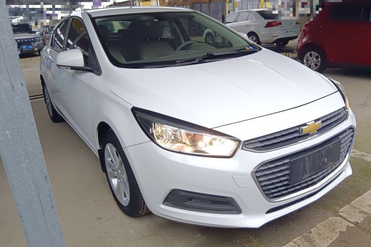 Used Chevrolet Cruze 2015 1.5L Automatic Fashion Navigation Edition Exterior 1