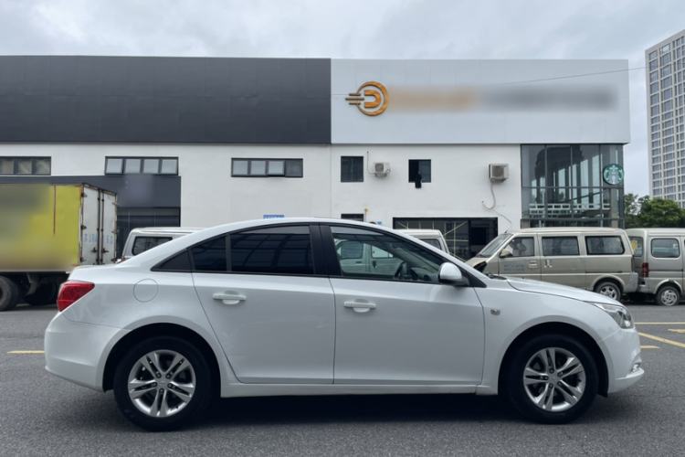 Used Chevrolet Cruze 2015 1.5L Classic SE AT Exterior 10