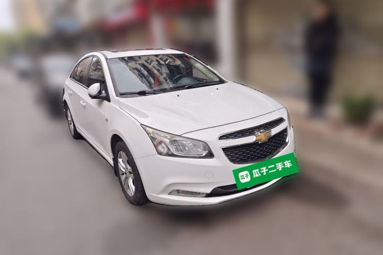 Used Chevrolet Cruze 2015 1.5L Classic SE AT Exterior 2