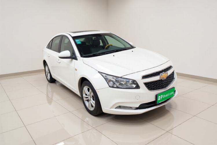 Used Chevrolet Cruze 2015 1.5L Classic SE AT Exterior 2