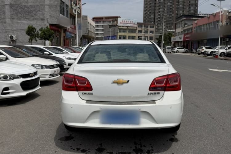 Used Chevrolet Cruze 2015 1.5L Classic SE MT Exterior 3