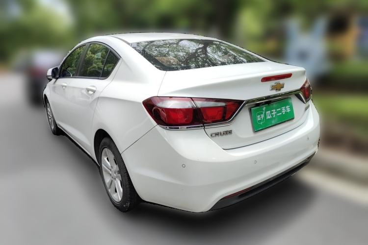 Used Chevrolet Cruze 2015 1.5L Automatic Luxury Edition Exterior 3