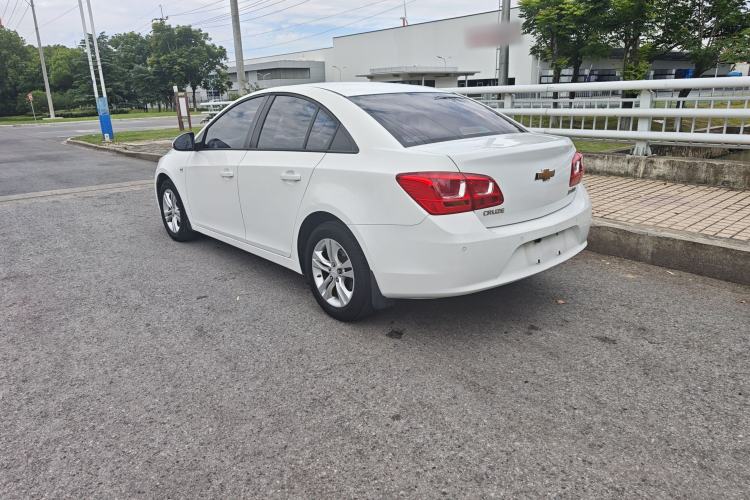Used Chevrolet Cruze 2015 1.5L Classic SE AT Exterior 4