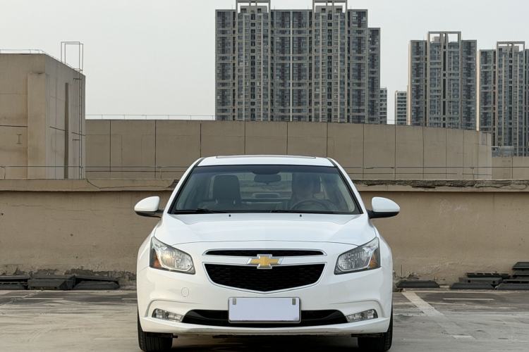 Used Chevrolet Cruze 2015 1.5L Classic SE MT Exterior 4