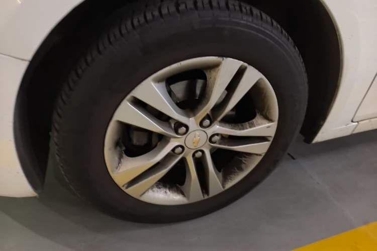 Used Chevrolet Cruze 2015 1.5L Classic SE AT Exterior 4
