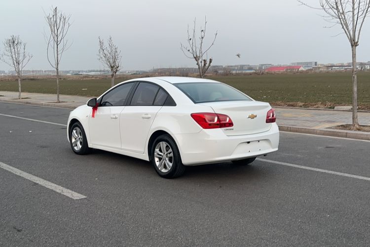 Used Chevrolet Cruze 2015 1.5L Classic SE AT Exterior 4