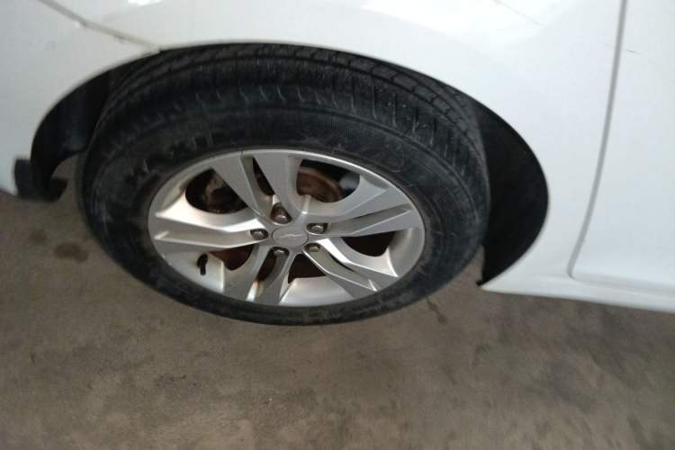 Used Chevrolet Cruze 2015 1.5L Classic SE AT Exterior 5