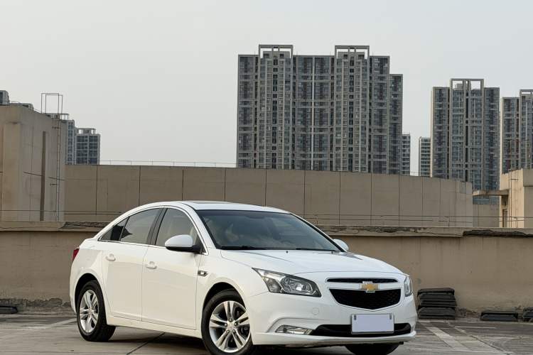 Used Chevrolet Cruze 2015 1.5L Classic SE MT Exterior 5