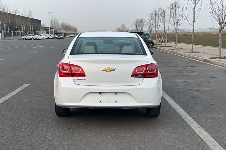 Used Chevrolet Cruze 2015 1.5L Classic SE AT Exterior 5