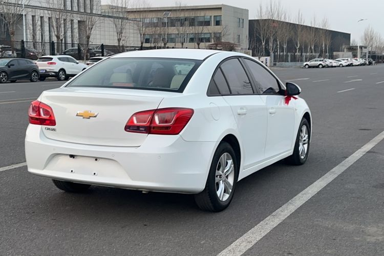 Used Chevrolet Cruze 2015 1.5L Classic SE AT Exterior 6