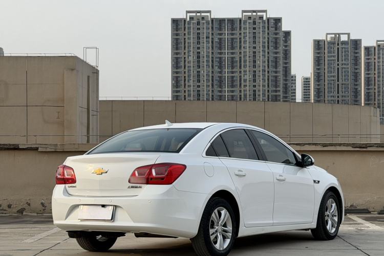 Used Chevrolet Cruze 2015 1.5L Classic SE MT Exterior 7