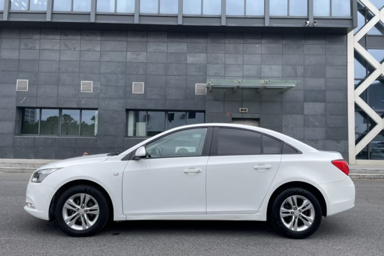 Used Chevrolet Cruze 2015 1.5L Classic SE AT Exterior 7