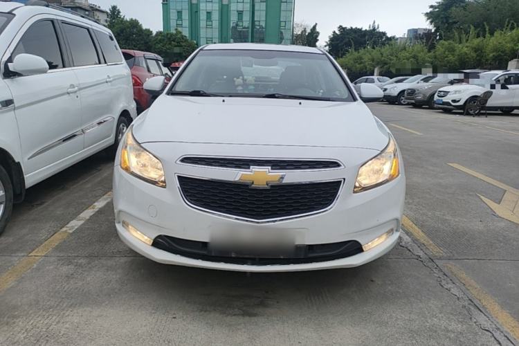 Used Chevrolet Cruze 2015 1.5L Classic SE MT Front