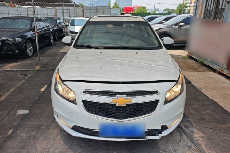Used Chevrolet Cruze 2015 1.5L Classic SE MT Front
