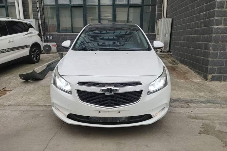 Used Chevrolet Cruze 2015 1.5L Classic SE AT Front