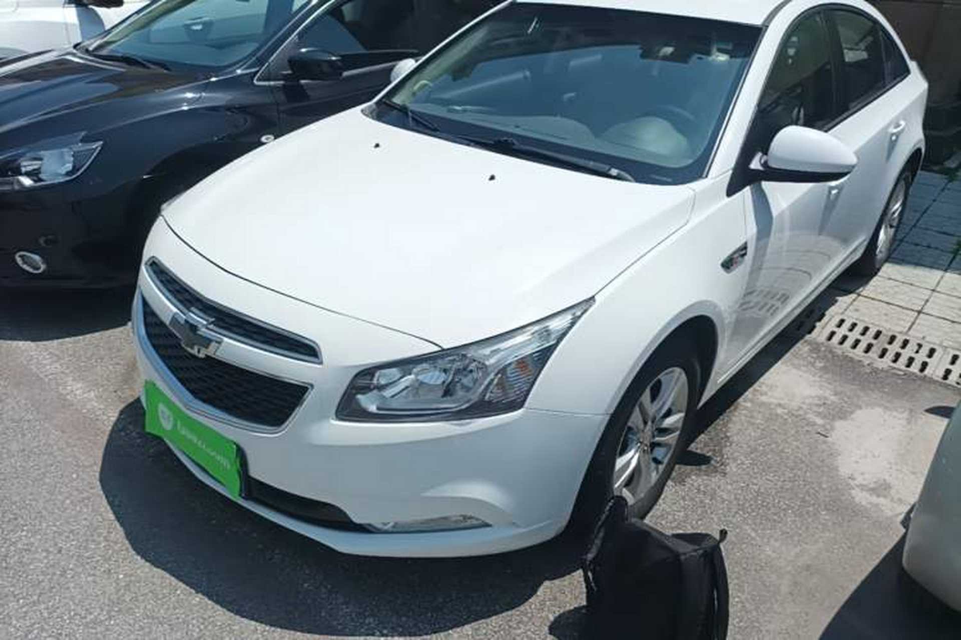 Used Chevrolet Cruze 2015 1.5L Classic SE AT Front Left 45 Deg