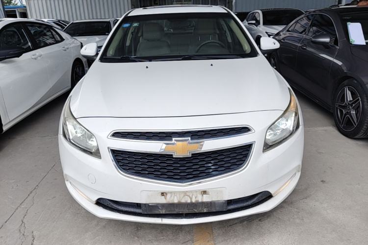 Used Chevrolet Cruze 2015 1.5L Classic SE MT Front