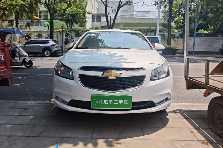 Used Chevrolet Cruze 2015 1.5L Classic SE MT Front