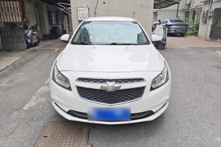 Used Chevrolet Cruze 2015 1.5L Classic SL MT Front