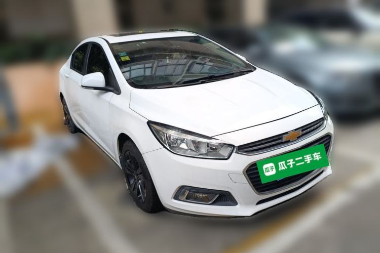 Used Chevrolet Cruze 2015 1.4T DCG Luxury Edition Front Right 45 Deg