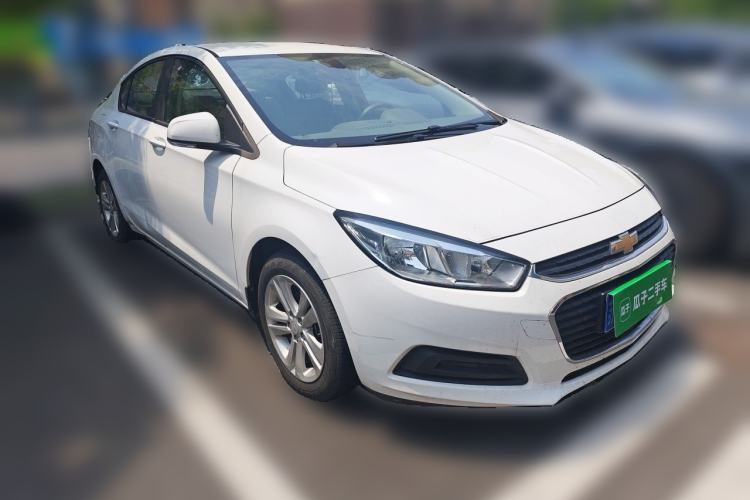 Used Chevrolet Cruze 2015 1.5L Automatic Fashion Navigation Edition Front Right 45 Deg