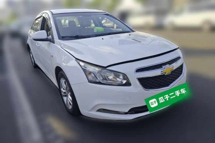 Used Chevrolet Cruze 2015 1.5L Classic SE AT Front Right 45 Deg