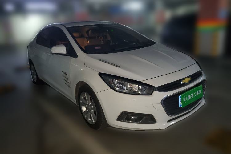 Used Chevrolet Cruze 2015 1.5L Automatic Luxury Edition Front Right 45 Deg