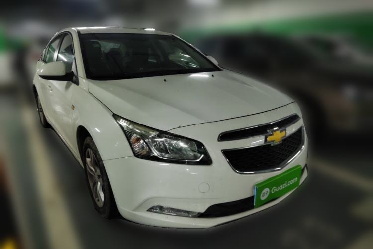 Used Chevrolet Cruze 2015 1.5L Classic SE AT Front Right 45 Deg
