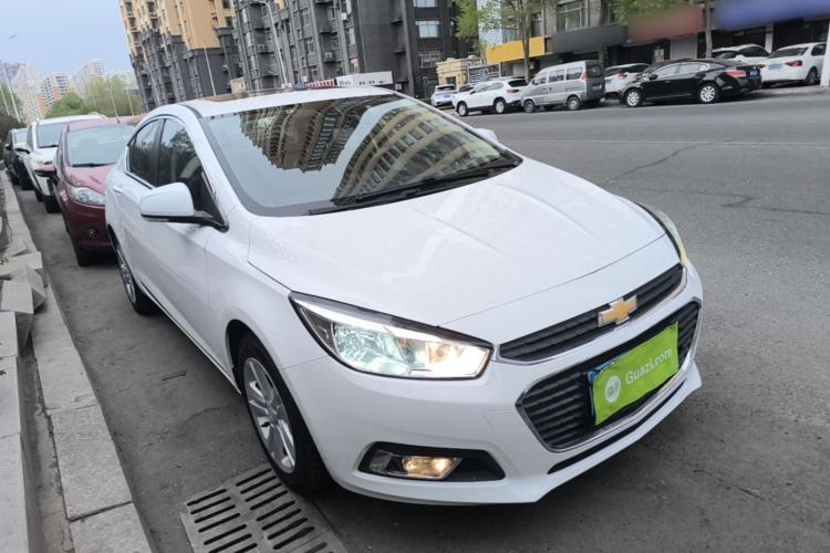 Used Chevrolet Cruze 2015 1.5L Manual Elite Edition Front Right 45 Deg