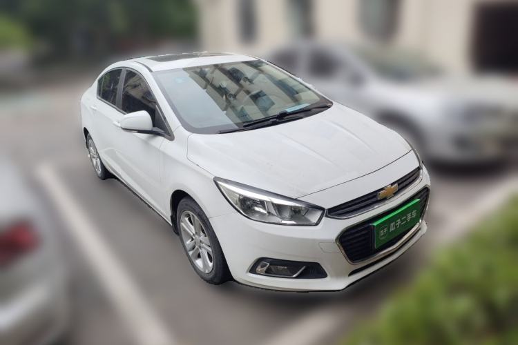 Used Chevrolet Cruze 2015 1.5L Automatic Luxury Edition Front Right 45 Deg