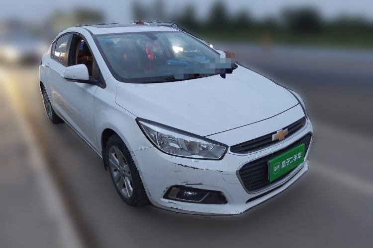 Used Chevrolet Cruze 2015 1.5L Manual Elite Edition Front Right 45 Deg